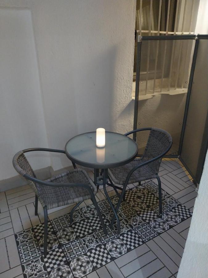 Centrico Apartamento Con Patio Madrid Exterior foto